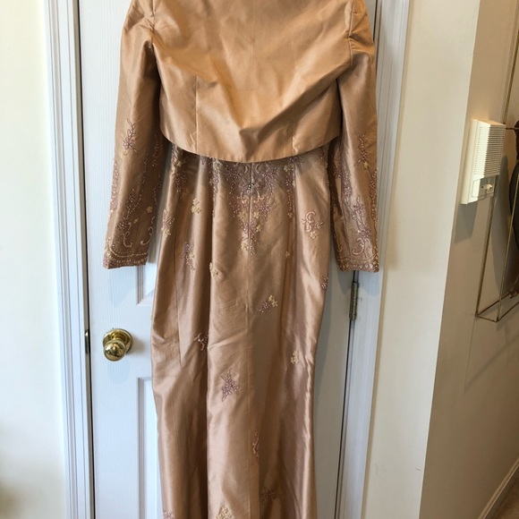 BRIDAL EVENING DRESS - Picture 2 of 8